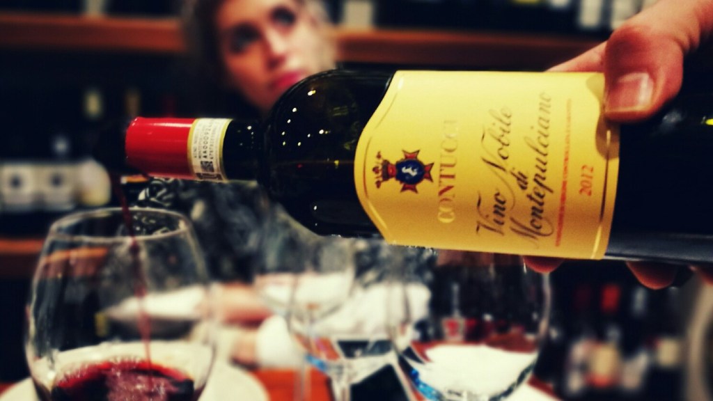 Contucci Montepulciano Pouring At La Divina Enoteca Florence