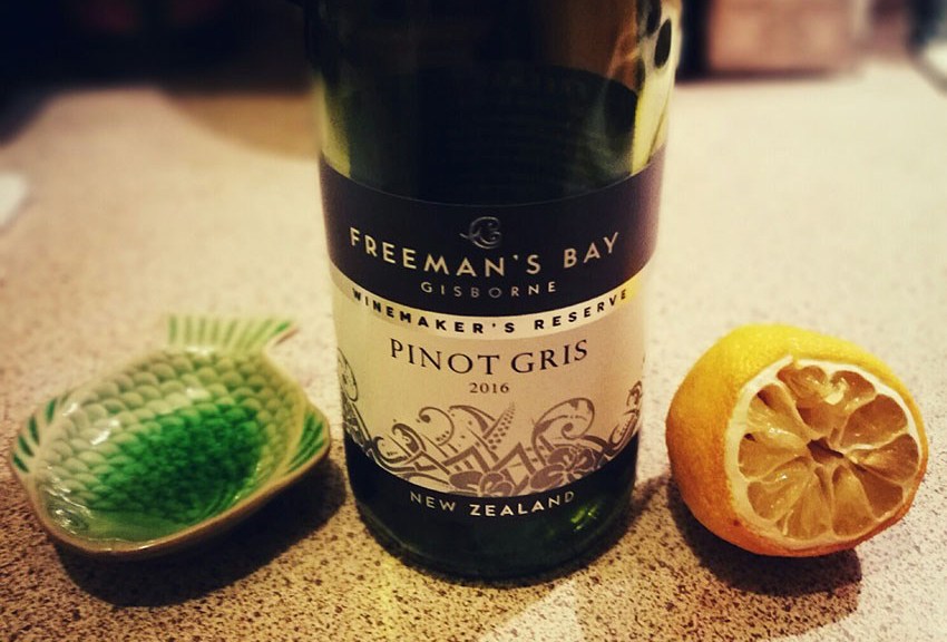 Close-up of Aldi Freemans Bay Pinot Gris