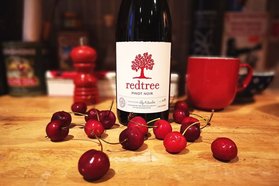 aldi redtree pinot noir